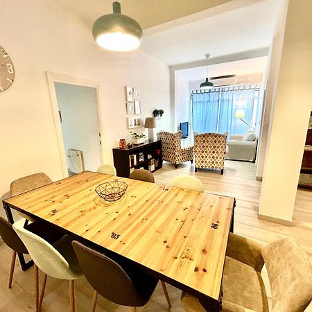 Acogedor Apt 8Pax 4Bdr 2Bth- Cozyhomesevilla2 מראה חיצוני תמונה