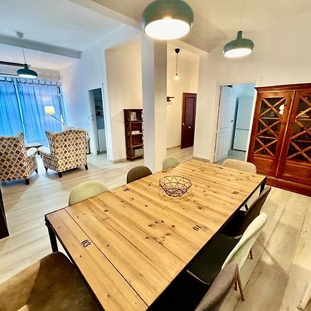 Acogedor Apt 8Pax 4Bdr 2Bth- Cozyhomesevilla2 מראה חיצוני תמונה