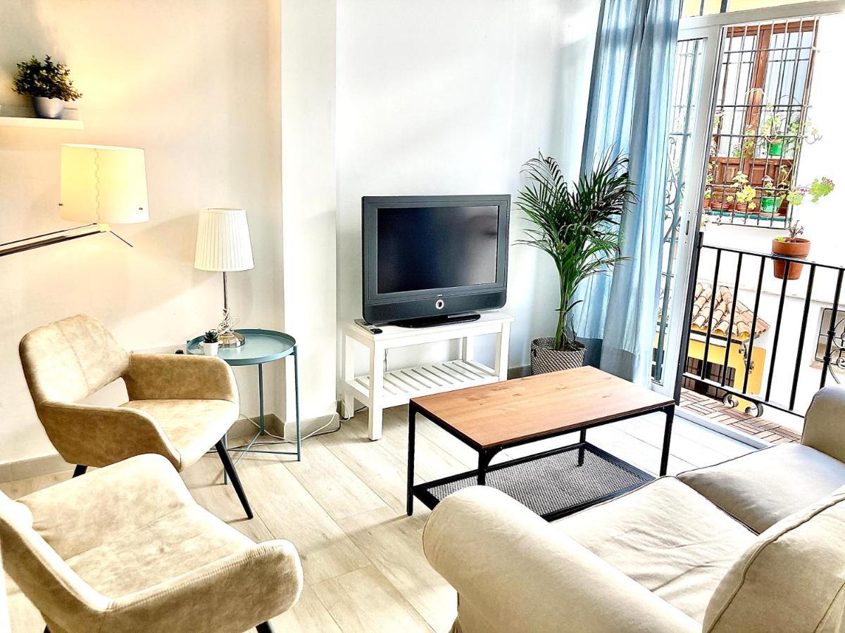 Acogedor Apt 8Pax 4Bdr 2Bth- Cozyhomesevilla2 מראה חיצוני תמונה