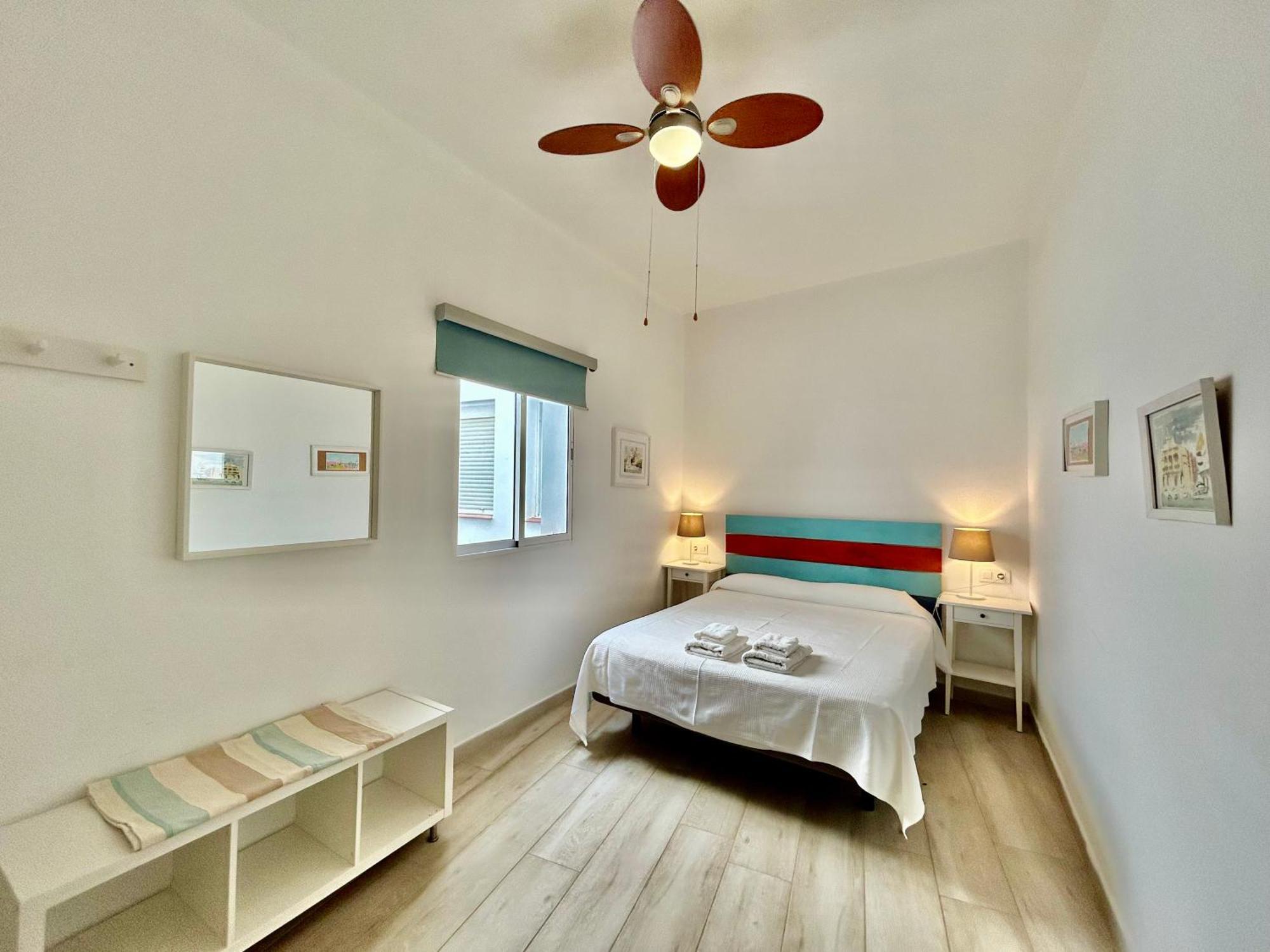 Acogedor Apt 8Pax 4Bdr 2Bth- Cozyhomesevilla2 מראה חיצוני תמונה