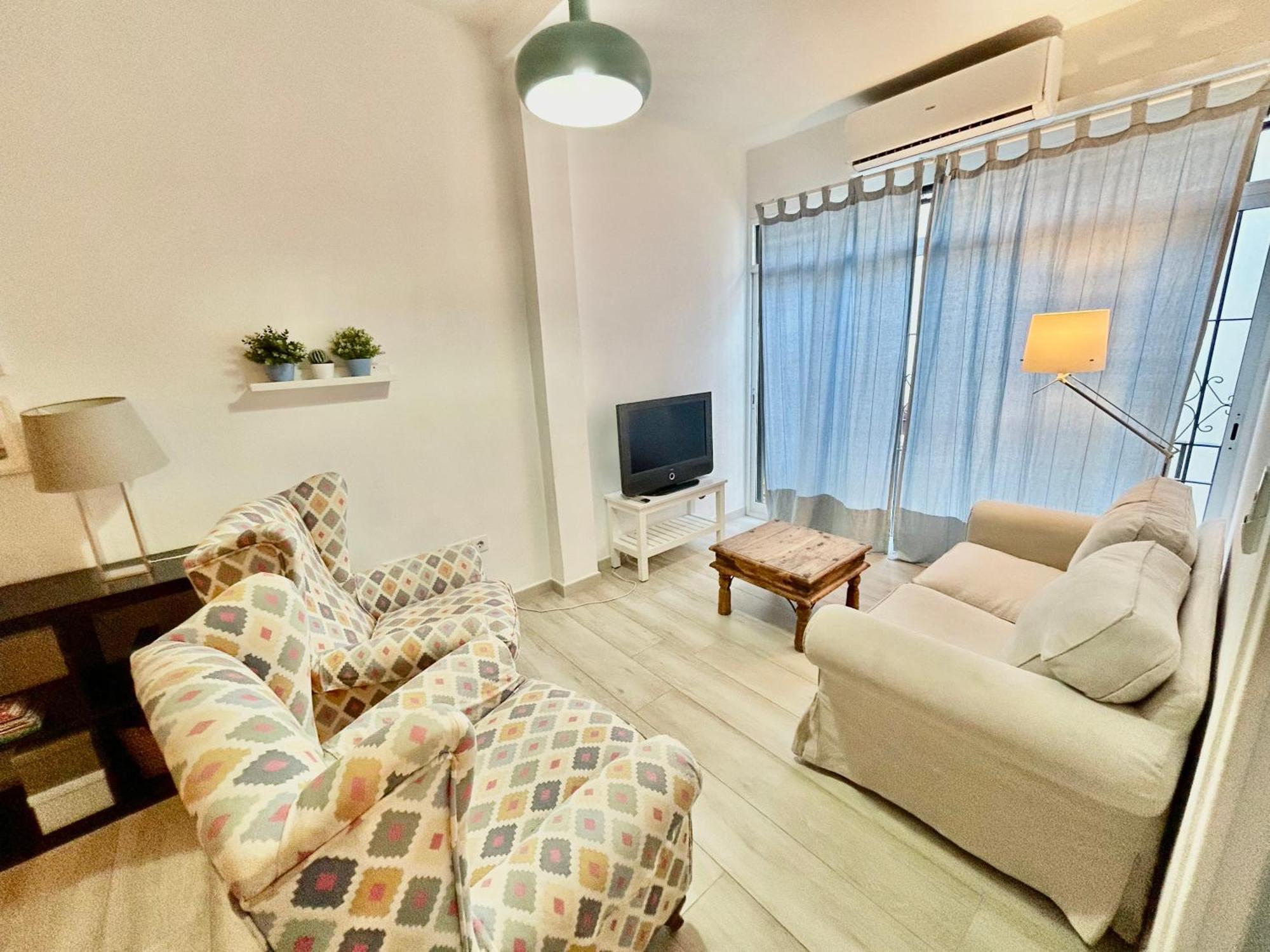 Acogedor Apt 8Pax 4Bdr 2Bth- Cozyhomesevilla2 מראה חיצוני תמונה
