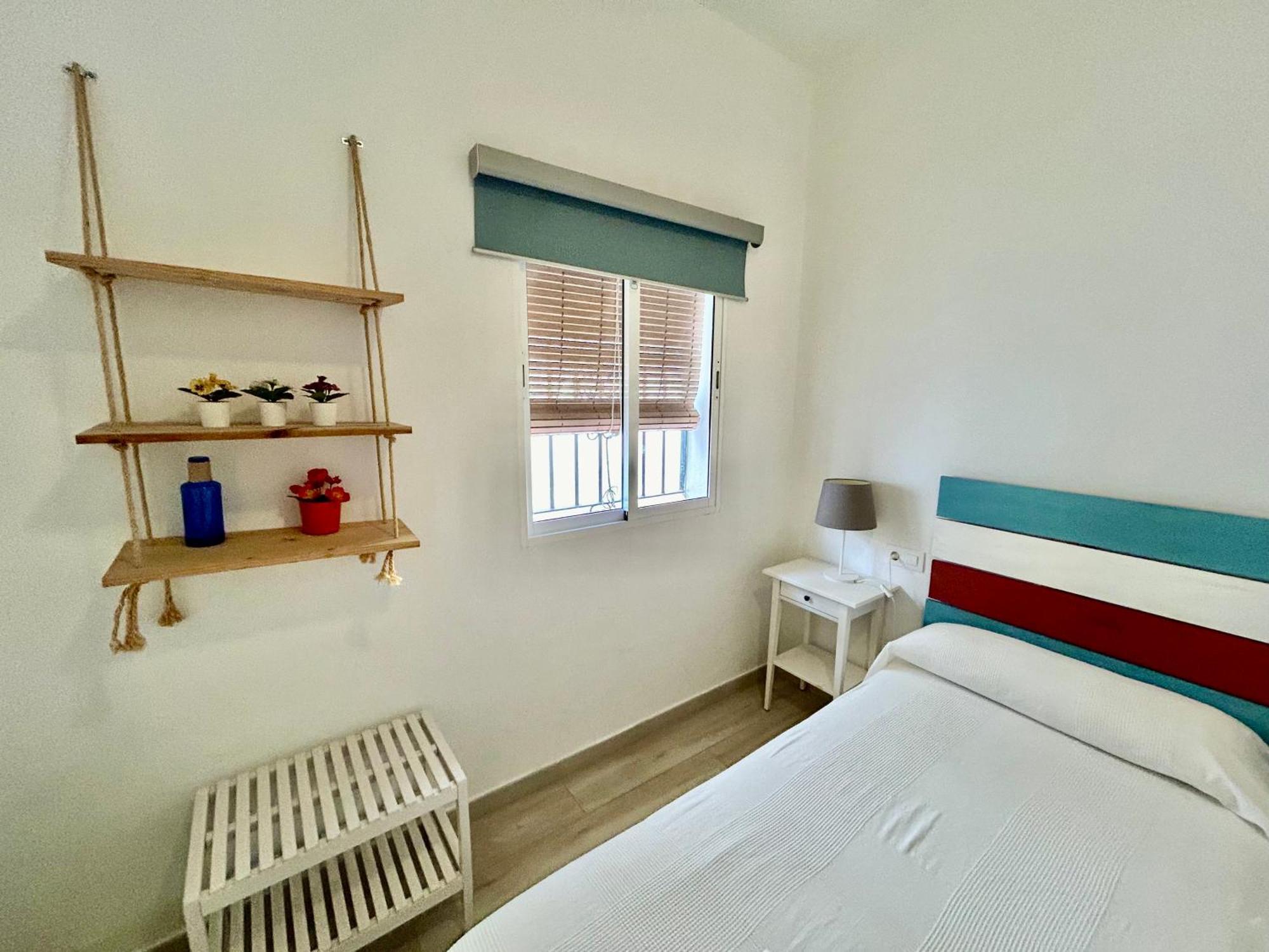 Acogedor Apt 8Pax 4Bdr 2Bth- Cozyhomesevilla2 מראה חיצוני תמונה