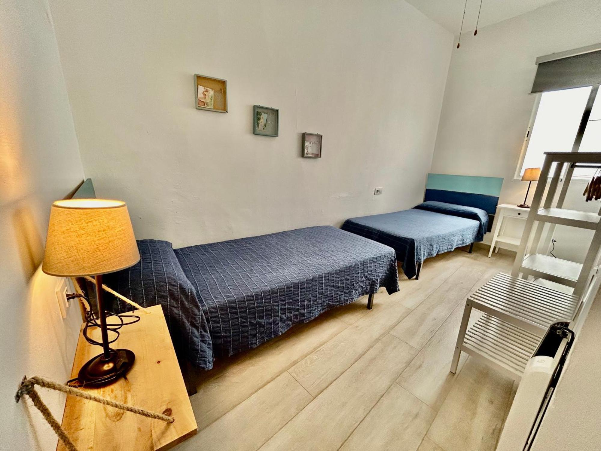 Acogedor Apt 8Pax 4Bdr 2Bth- Cozyhomesevilla2 מראה חיצוני תמונה