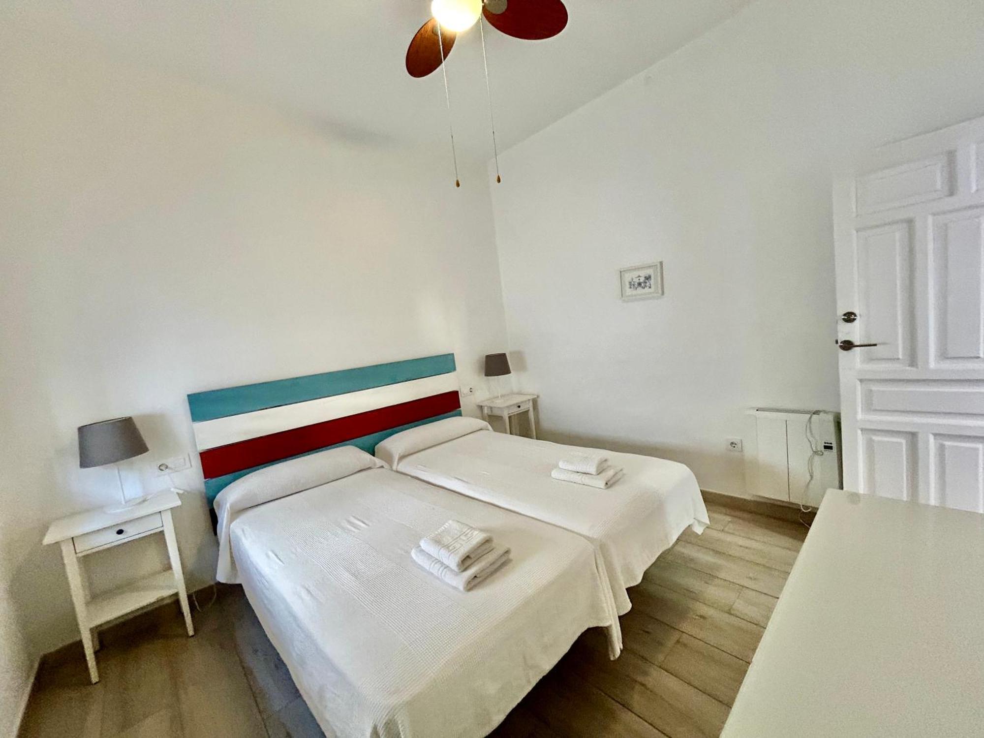 Acogedor Apt 8Pax 4Bdr 2Bth- Cozyhomesevilla2 מראה חיצוני תמונה
