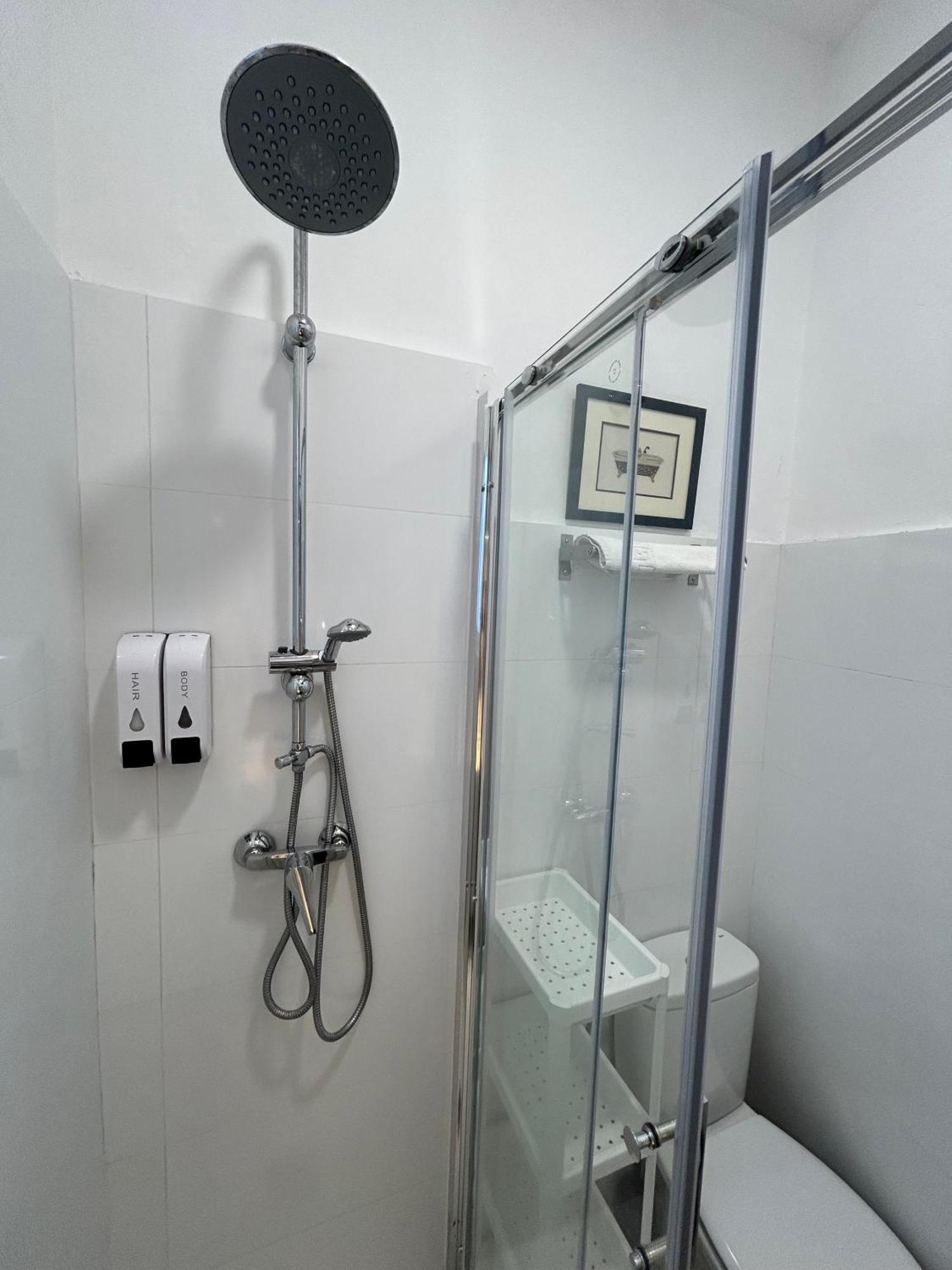 Acogedor Apt 8Pax 4Bdr 2Bth- Cozyhomesevilla2 מראה חיצוני תמונה